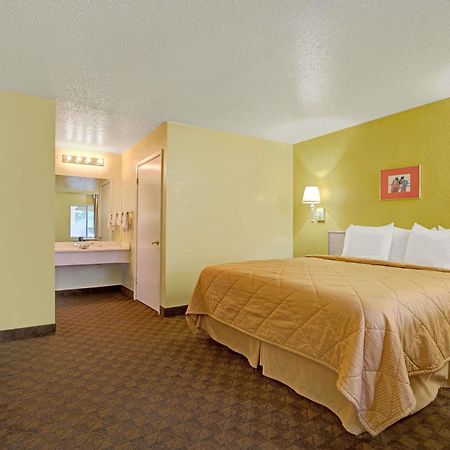White Rock Inn San Marcos Eksteriør bilde