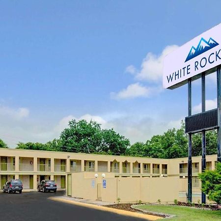 White Rock Inn San Marcos Eksteriør bilde