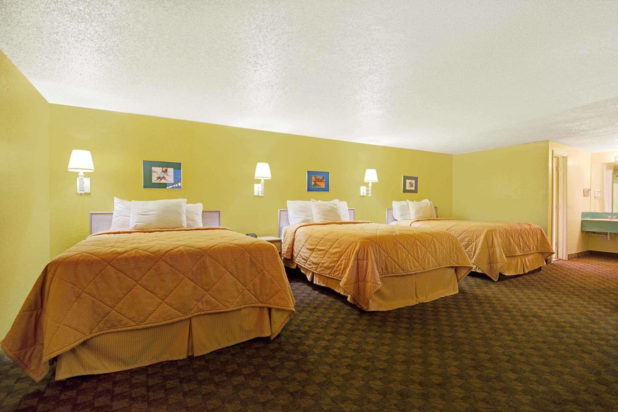 White Rock Inn San Marcos Eksteriør bilde